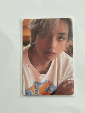 BTS V Taehyung Layover Love me again Official Photocard